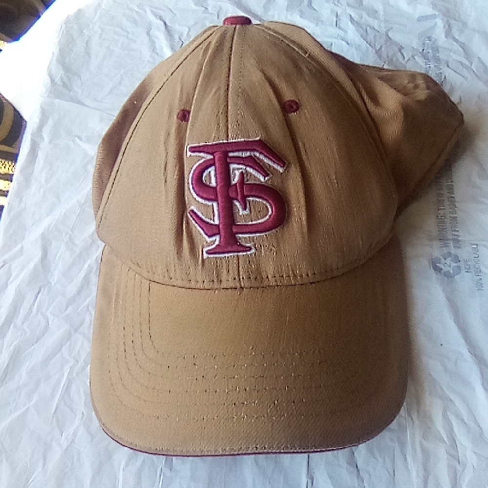 Florida State Univ vintage Hat $28+free hat